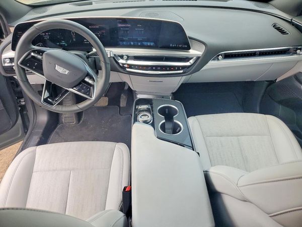 2025 CADILLAC LYRIQ Sport 1