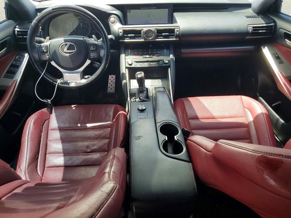 2017 LEXUS IS 200t