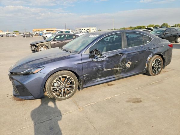 2026 TOYOTA CAMRY