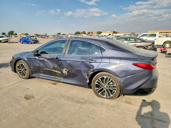2026 TOYOTA CAMRY