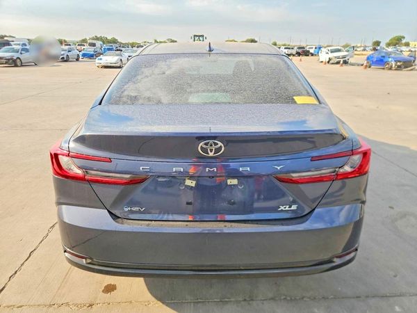 2026 TOYOTA CAMRY
