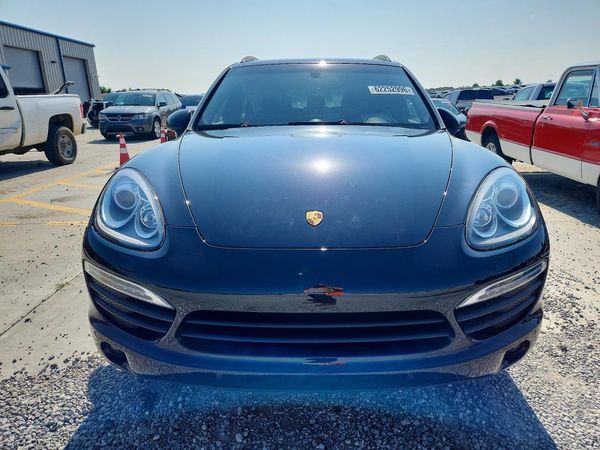 2014 PORSCHE CAYENNE S