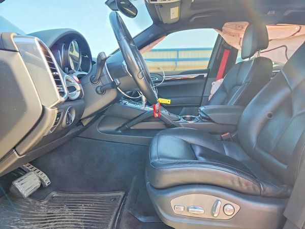 2014 PORSCHE CAYENNE S