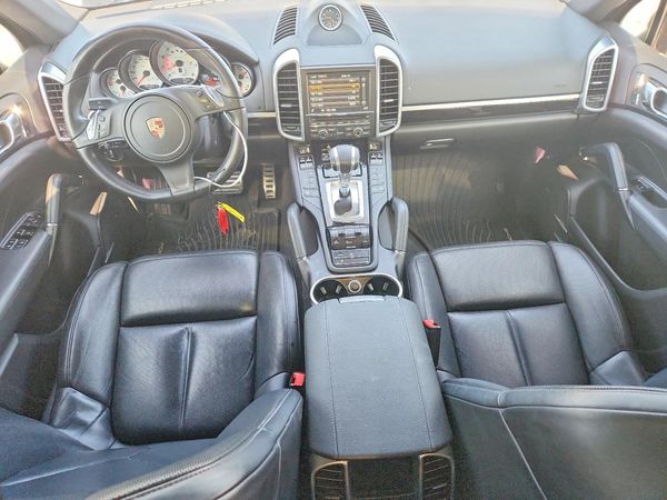 2014 PORSCHE CAYENNE S
