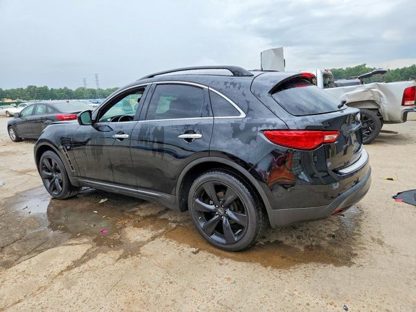 2015 INFINITI QX70