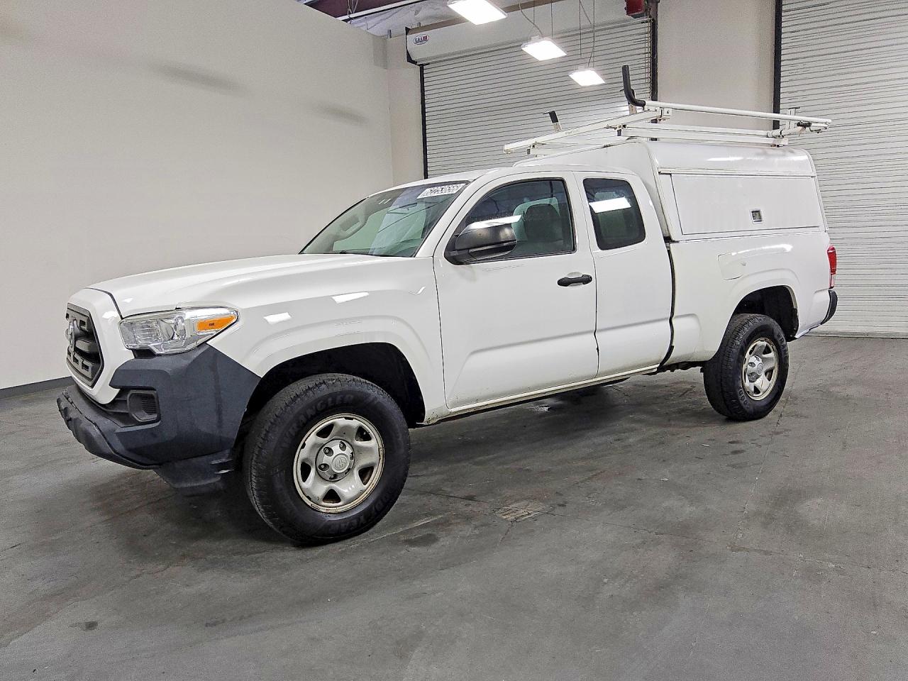 2016 TOYOTA TACOMA SR/SR5