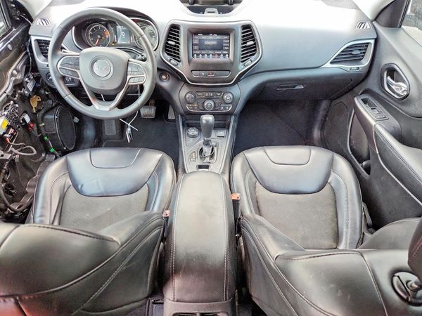 2020 JEEP CHEROKEE LATITUDE PLUS 4X4