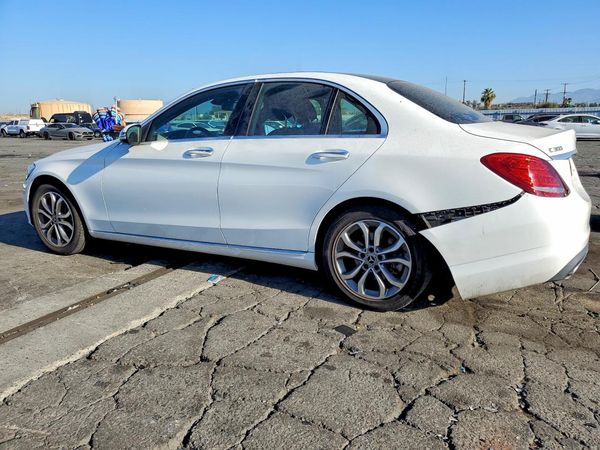 2018 MERCEDES-BENZ C C300