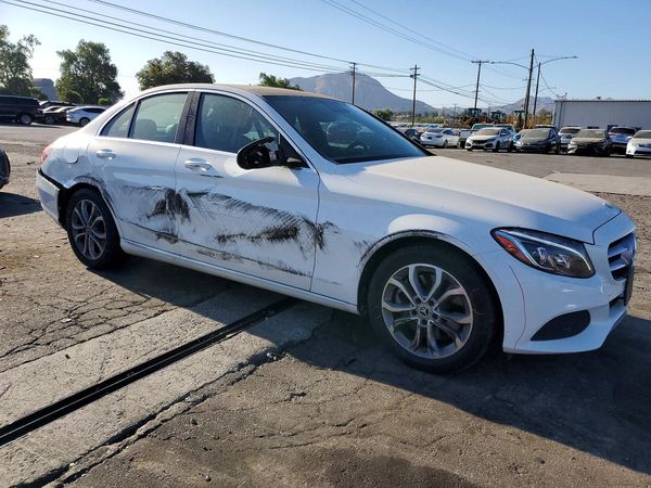 2018 MERCEDES-BENZ C C300