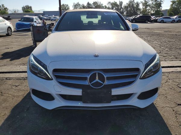 2018 MERCEDES-BENZ C C300