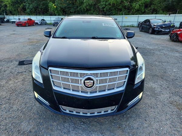 2013 CADILLAC XTS