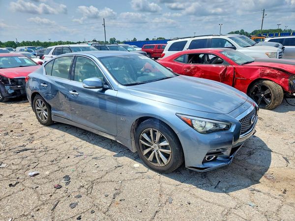 2017 INFINITI Q50