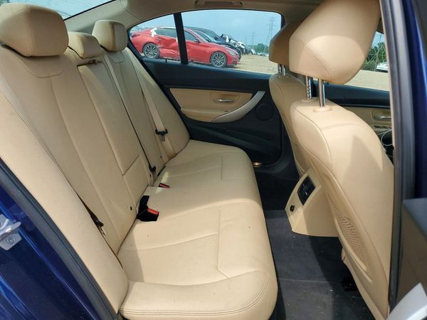 2018 BMW 320