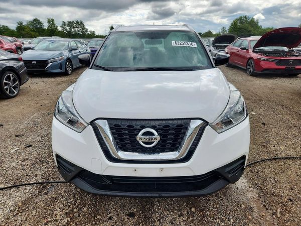 2019 NISSAN KICKS