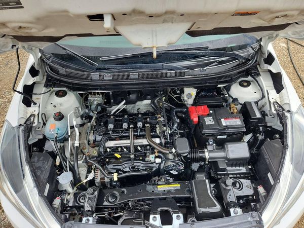 2019 NISSAN KICKS