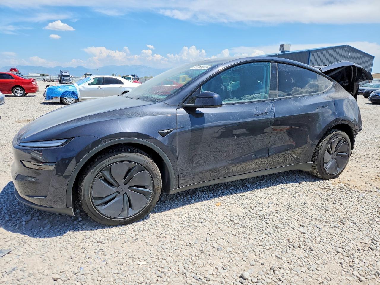 2026 TESLA MODEL Y
