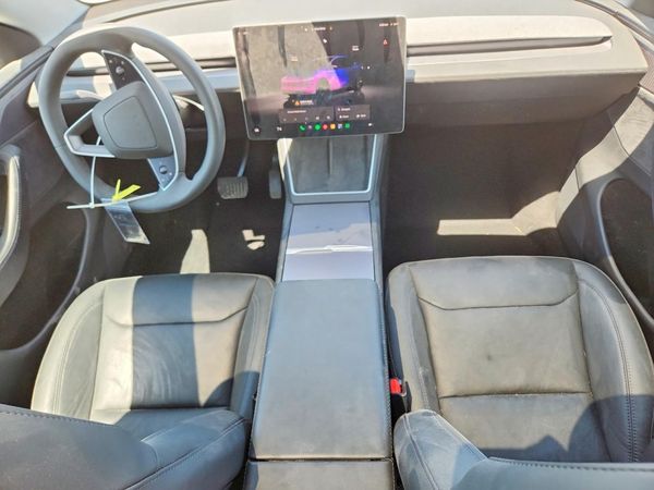 2026 TESLA MODEL Y