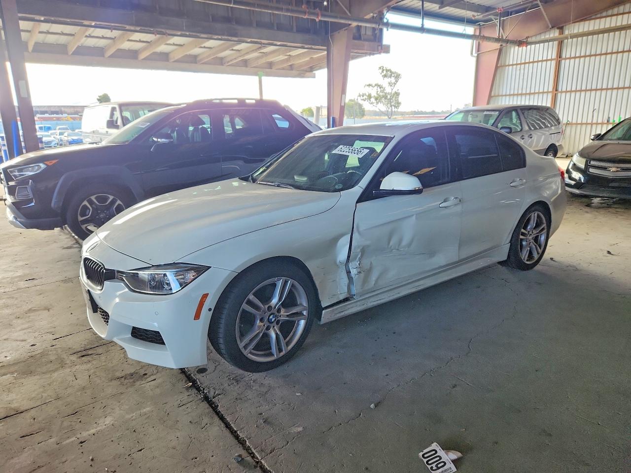 2013 BMW 3 SERIES — Front 3/4