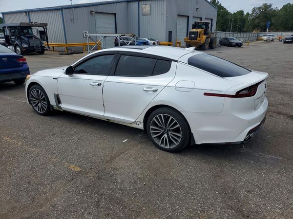 2019 KIA STINGER Premium