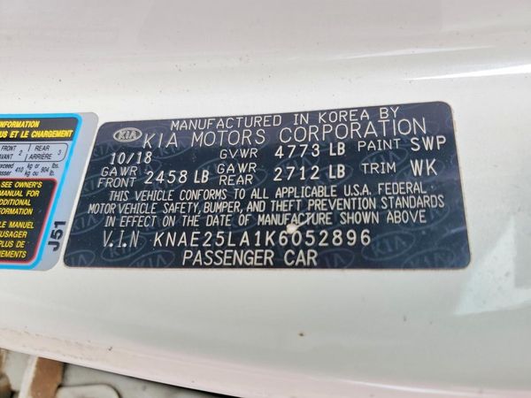2019 KIA STINGER Premium