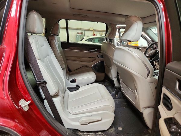 2022 JEEP GRAND CHEROKEE