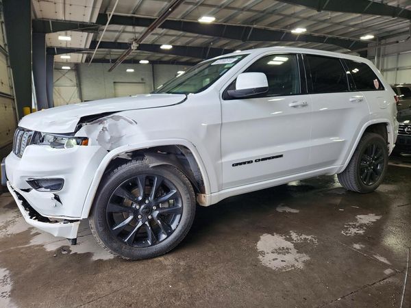 2018 JEEP GRAND CHEROKEE Laredo
