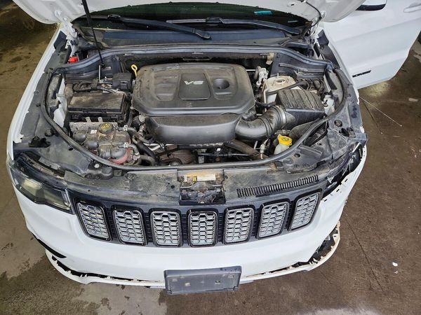 2018 JEEP GRAND CHEROKEE Laredo