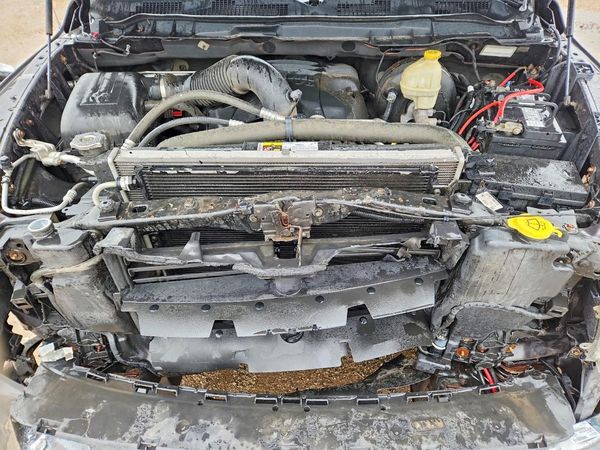 2014 RAM 1500 SLT CREW CAB 4X4