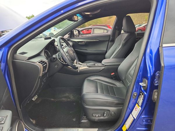 2015 LEXUS NX 200t Luxury