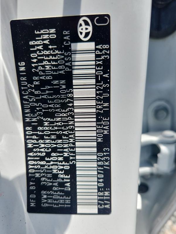 2022 TOYOTA COROLLA LE