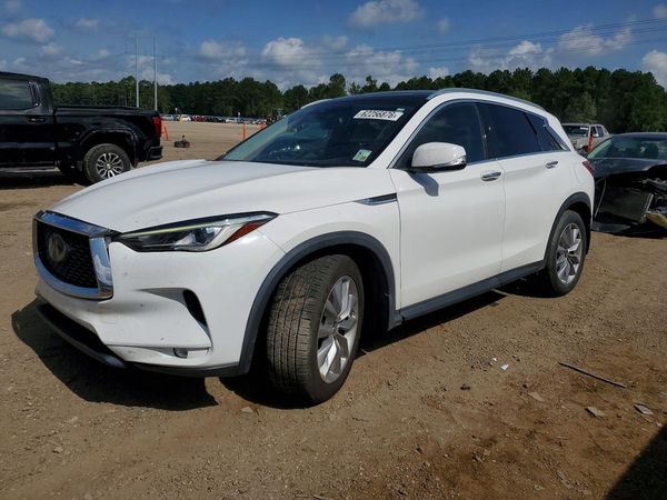 2022 INFINITI QX50 Luxe