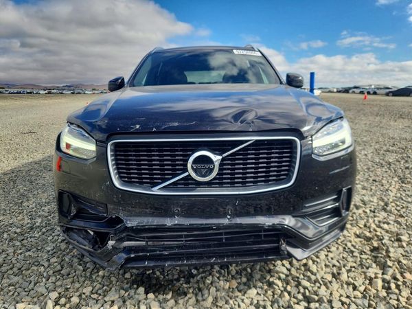 2018 VOLVO XC90 R-Design