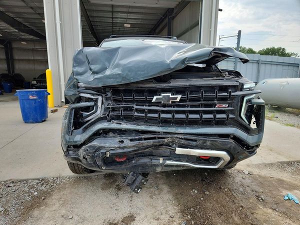 2025 CHEVROLET TAHOE Z71