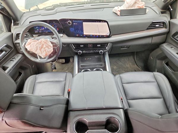 2025 CHEVROLET TAHOE Z71