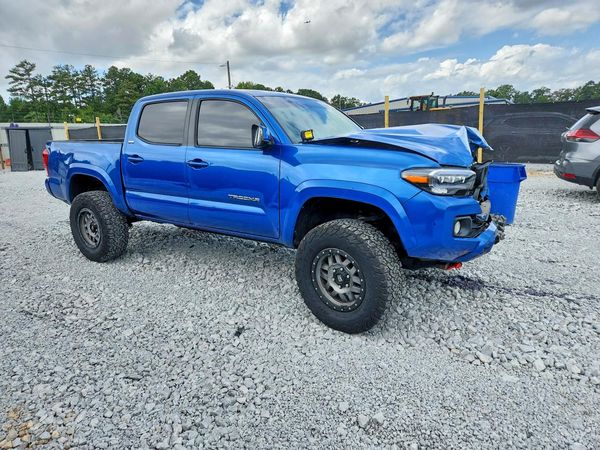 2016 TOYOTA TACOMA