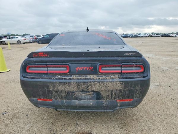 2015 DODGE CHALLENGER SRT 392 — DIRR