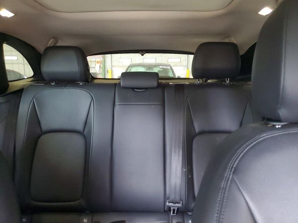 2017 JAGUAR F-PACE Premium — SUVN