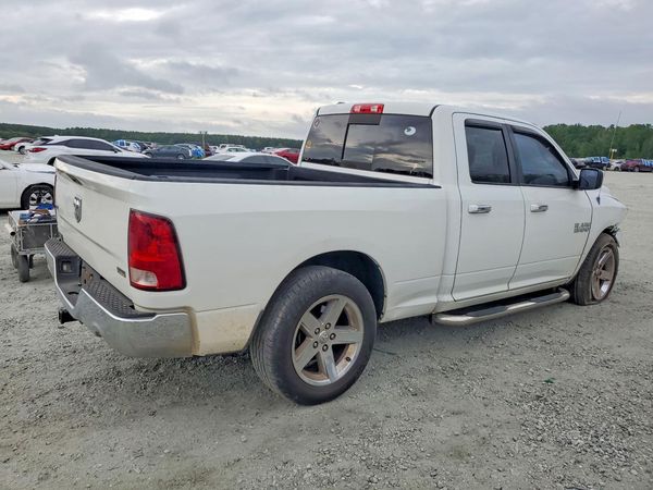 2013 RAM 1500 SLT QUAD CAB 4X2