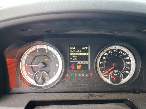 2013 RAM 1500 SLT QUAD CAB 4X2