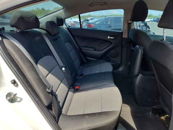 2015 KIA FORTE
