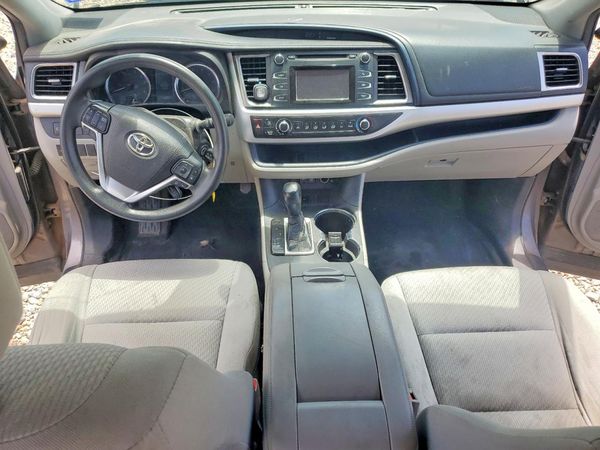 2019 TOYOTA HIGHLANDER LE — CKPT