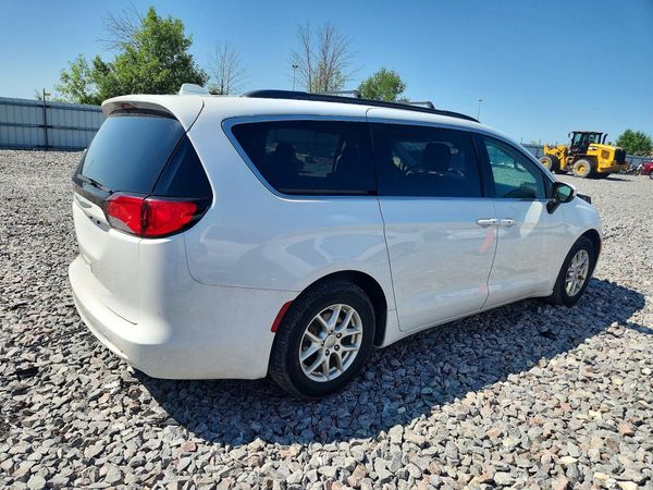 2020 CHRYSLER VOYAGER LXI