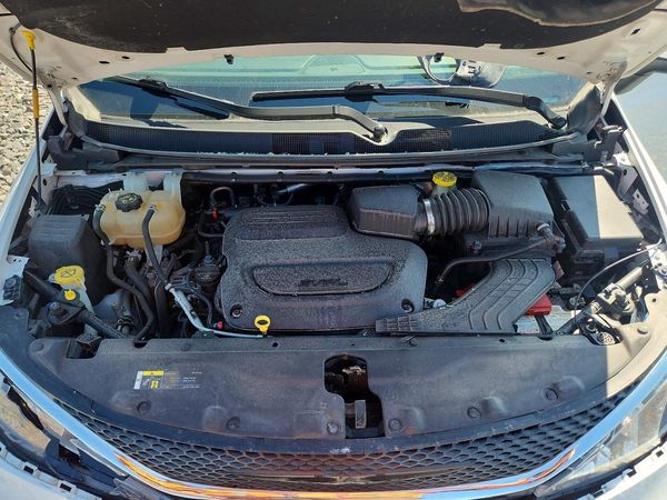 2020 CHRYSLER VOYAGER LXI