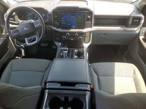 2024 FORD F150