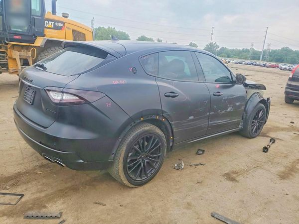 2019 MASERATI LEVANTE