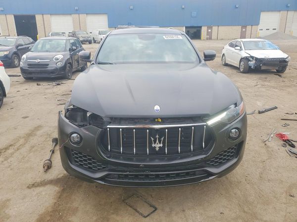 2019 MASERATI LEVANTE