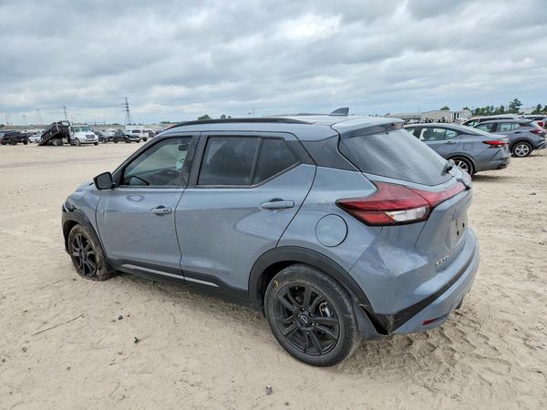 2024 NISSAN KICKS