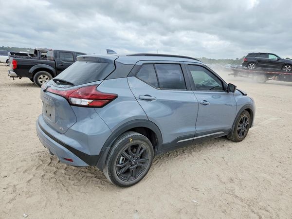 2024 NISSAN KICKS
