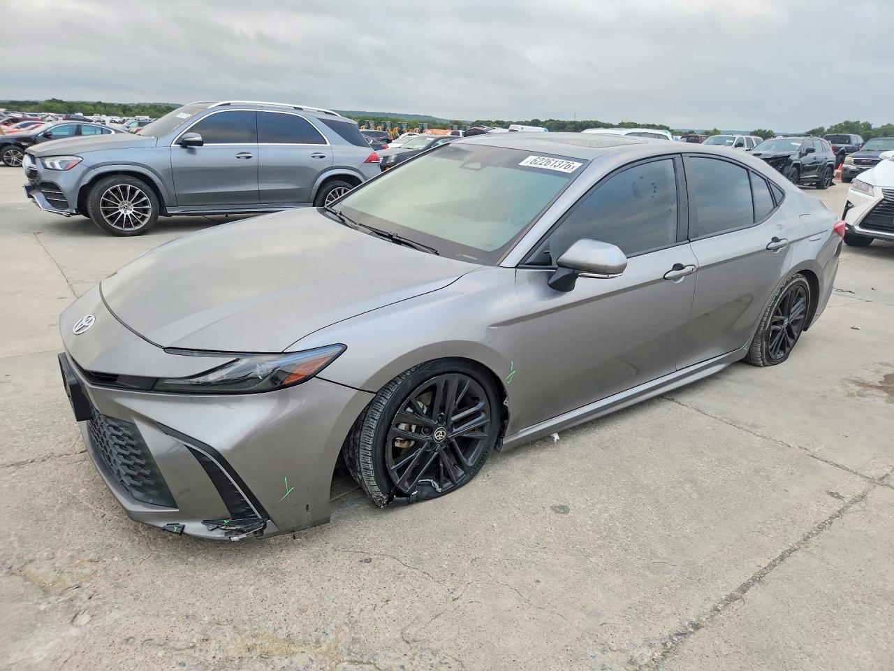 2025 TOYOTA CAMRY