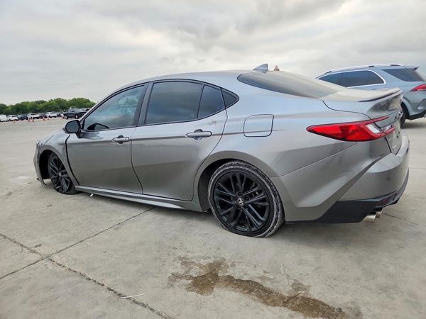 2025 TOYOTA CAMRY